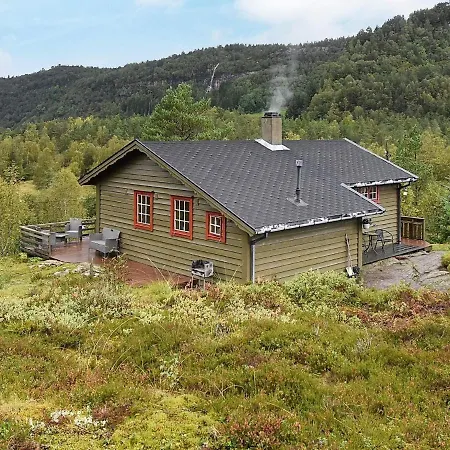 Feriehus 4 Person In I Sogn